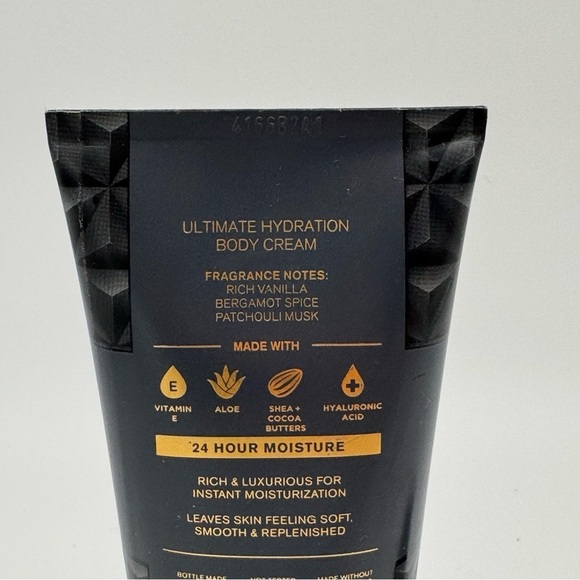 Bath & Body Works Vanilla Noir Men’s Collection Body Care Gift Set NWT - Picture 3 of 3